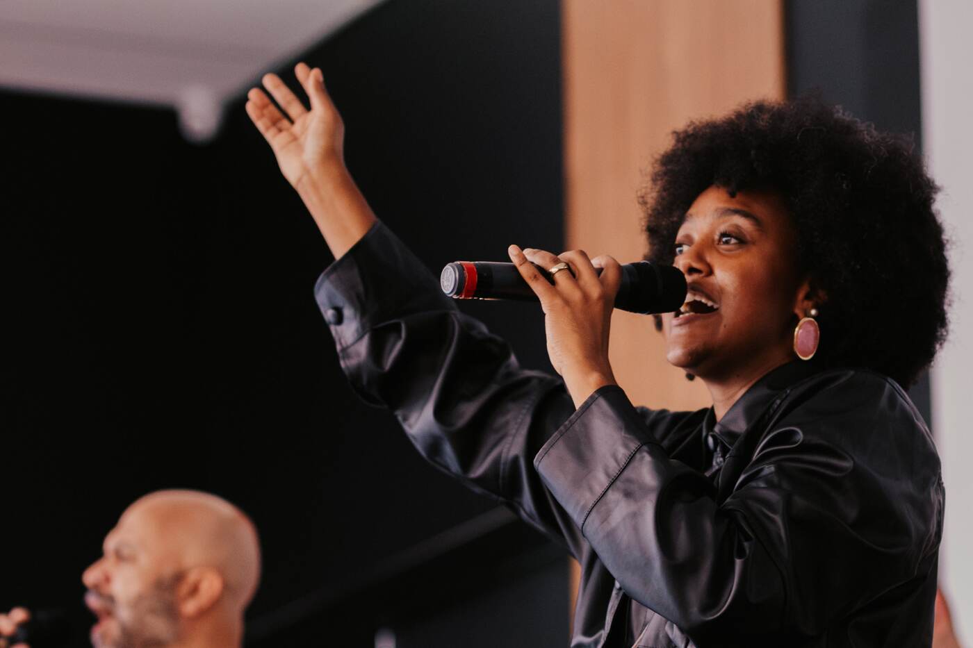 Cantora do ministério de louvor